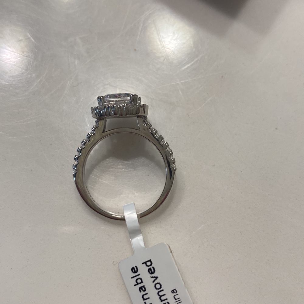 CZ - Picture 3 of 5